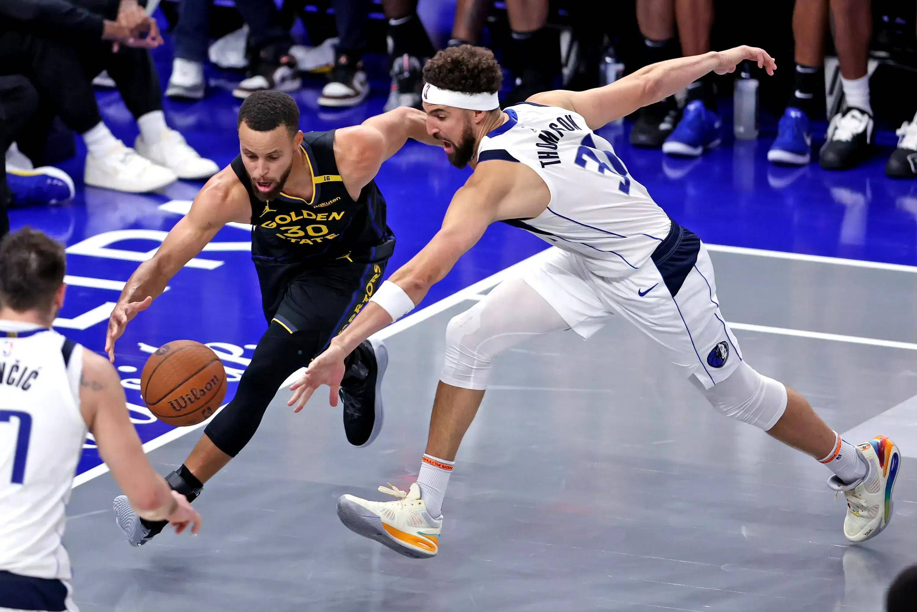 官网电脑版入口 内马尔重要时刻出色防守，独行侠带队取胜！比赛高潮迭起