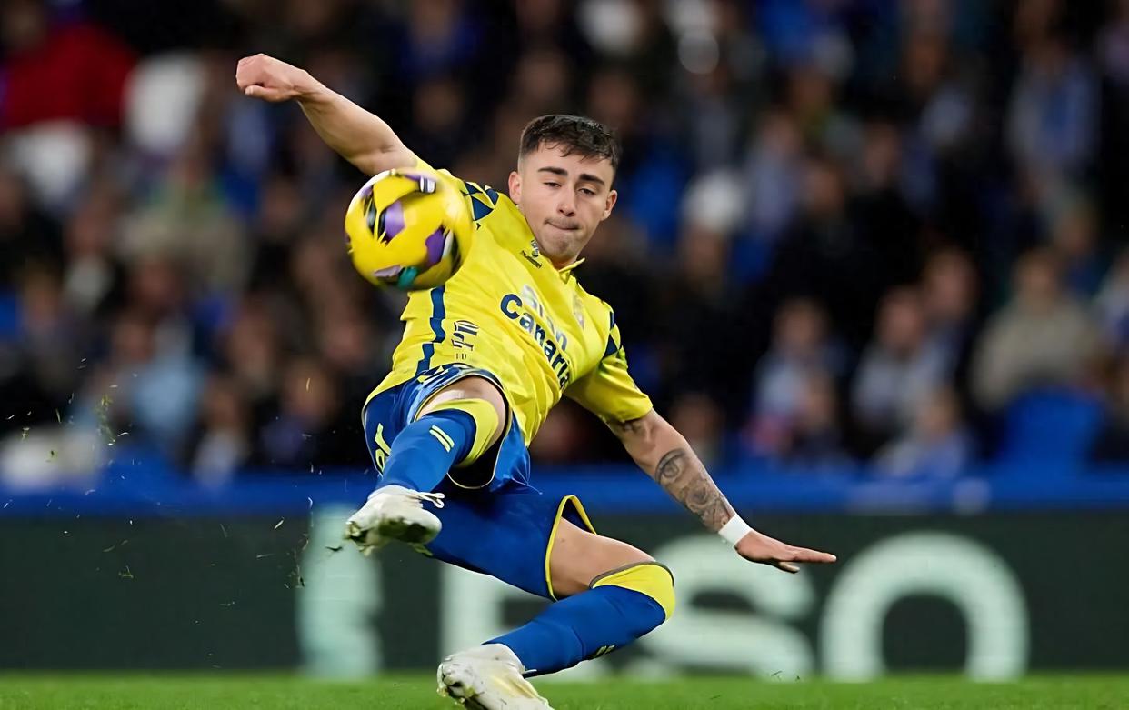 九游娱乐风云突变比利亚雷亚尔转会期外线爆发；NBA季后赛版图或变；底气十足；心理建设被强调的简单介绍