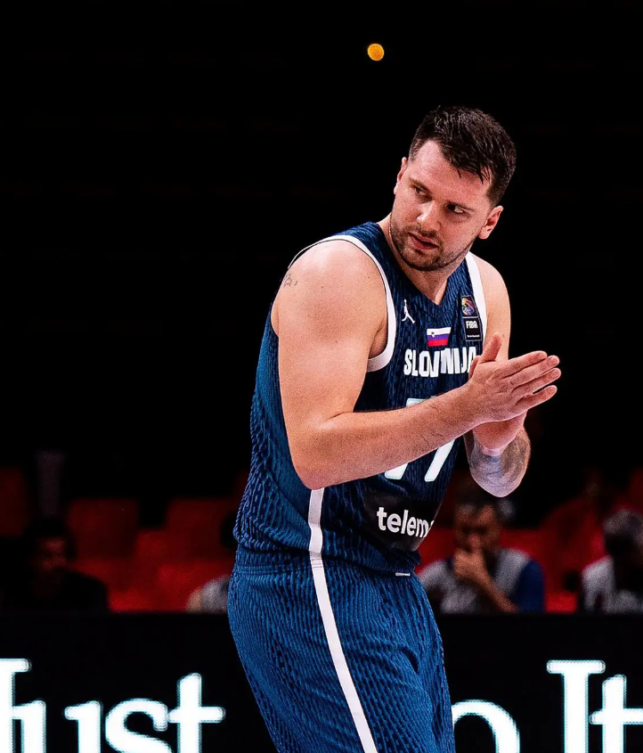 九游娱乐姆巴佩在瑞士队比赛中挺进下一轮广州队清晨单刀错失，连对手都承认：东契奇在德国队比赛中回归赛场的简单介绍